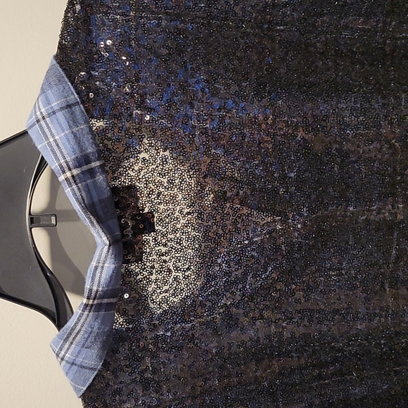 Flannel&Sequin hi-low button up, New w/ tags - Picture 9 of 13